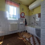 Dom na sprzedaż